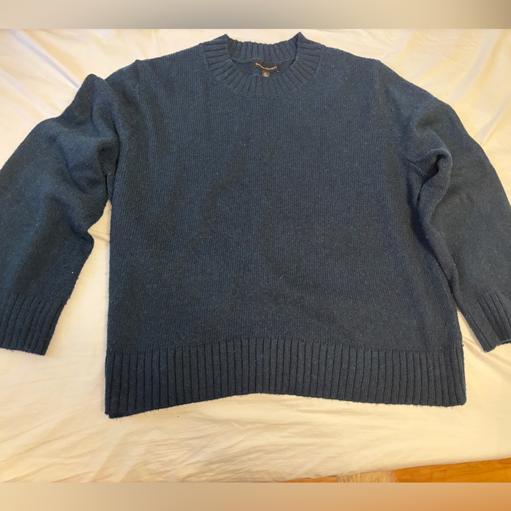 Banana Republic Deep Blue Green Bell Sleeve Women’s Sweater